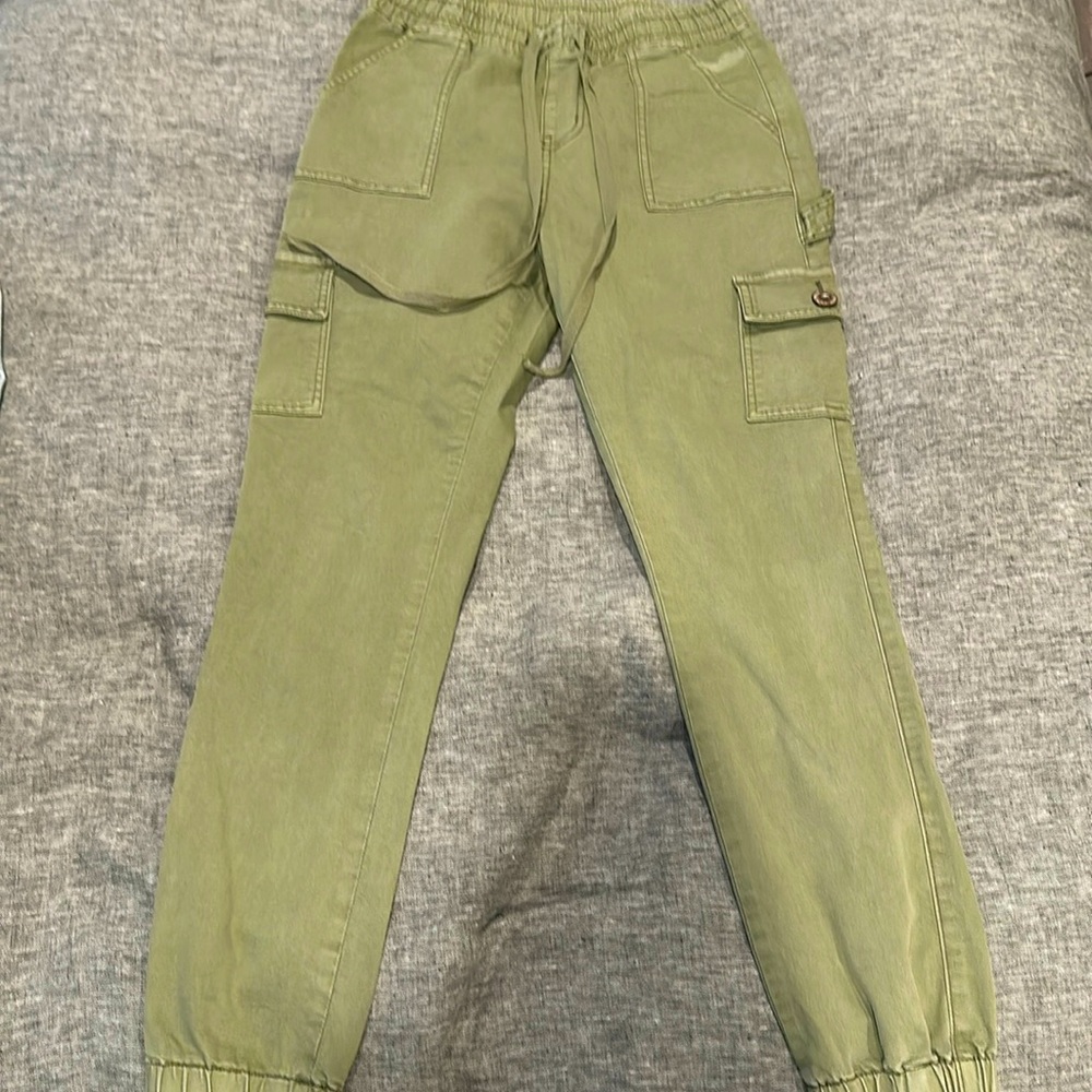 Green cargo pants.